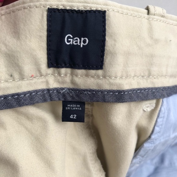 Gap khaki cotton flat front shorts - Picture 3 of 6